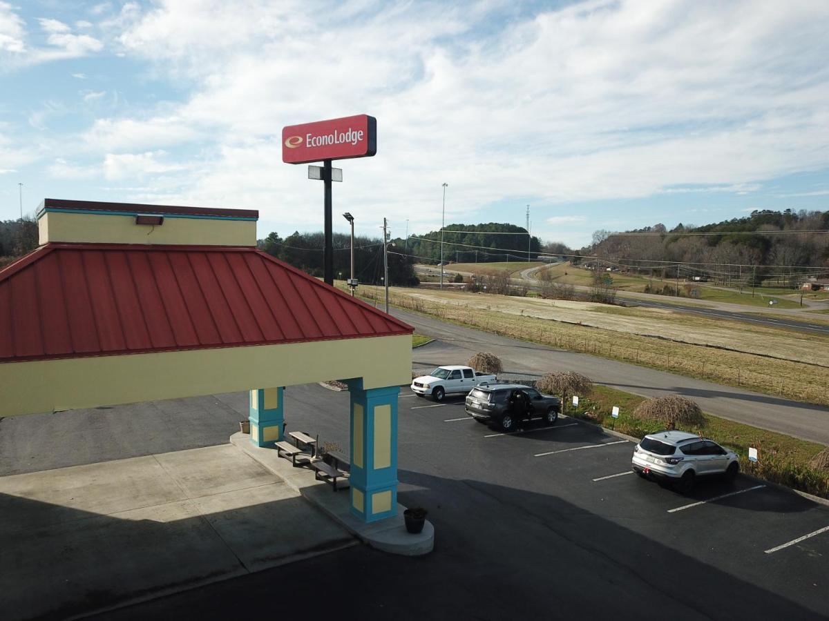 Econo Lodge Newport Exteriör bild