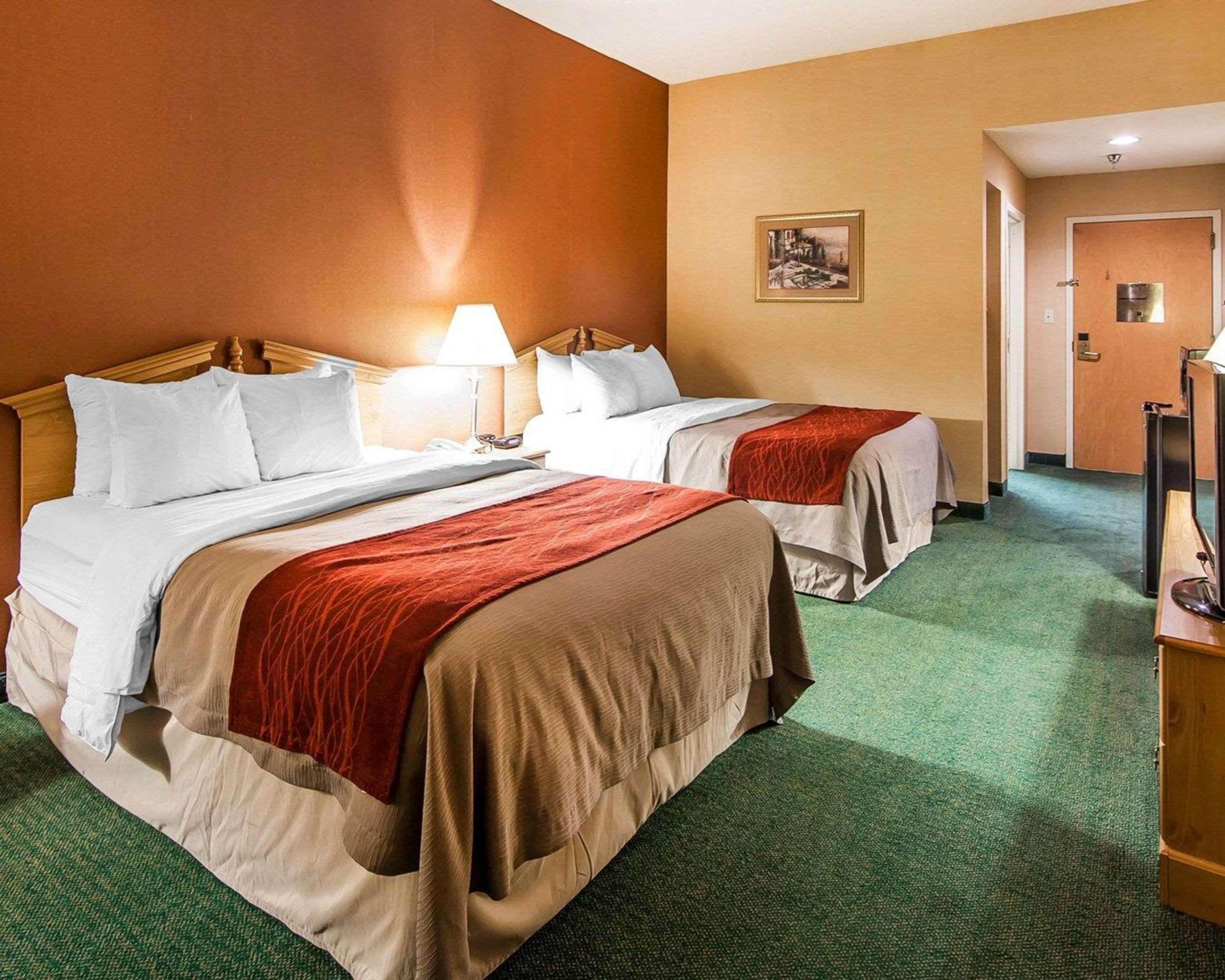 Econo Lodge Newport Exteriör bild