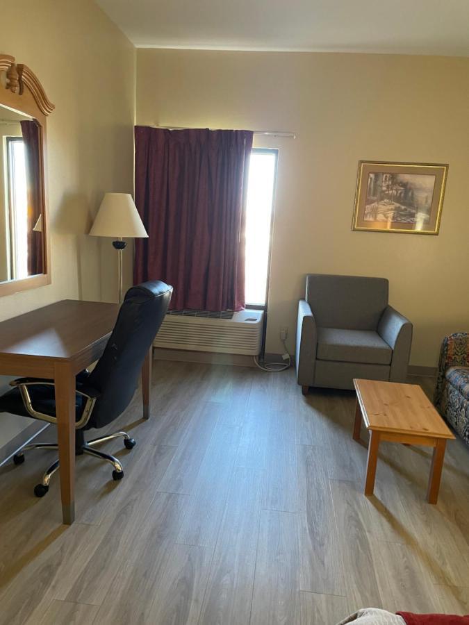 Econo Lodge Newport Exteriör bild