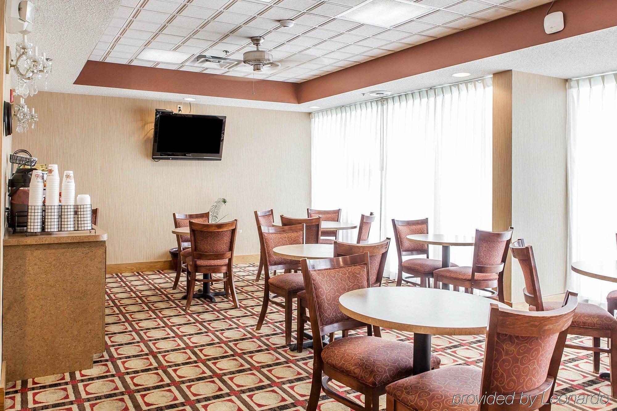 Econo Lodge Newport Exteriör bild