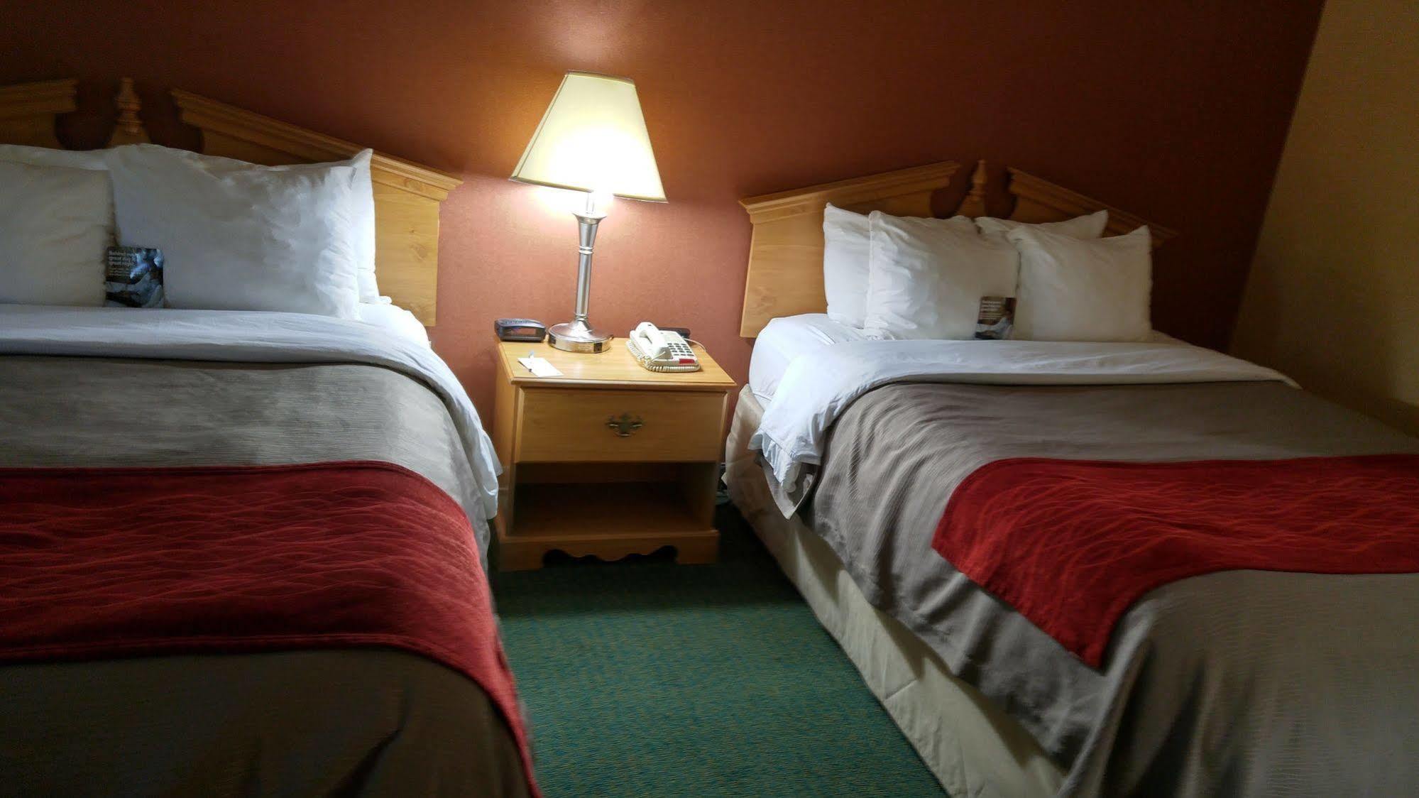 Econo Lodge Newport Exteriör bild